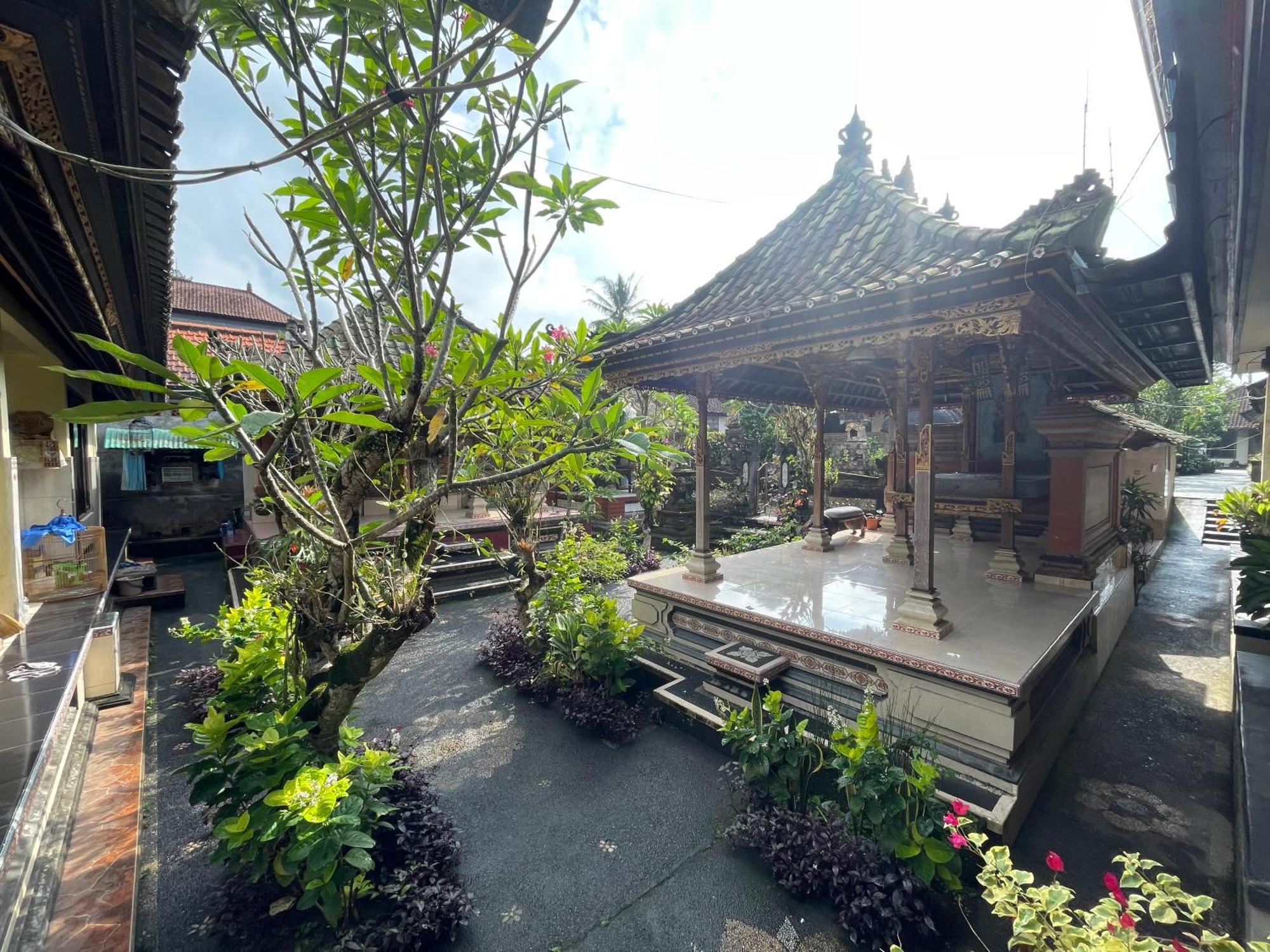 Ubud Tri Upasedana House 2 Теґалаланґ Екстер'єр фото